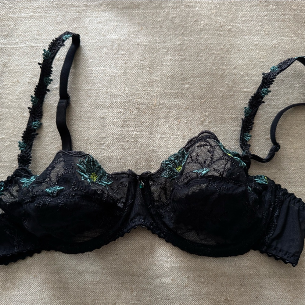 Marie Jo black / teal embroidered sheer bra. Excellent condition. 38B